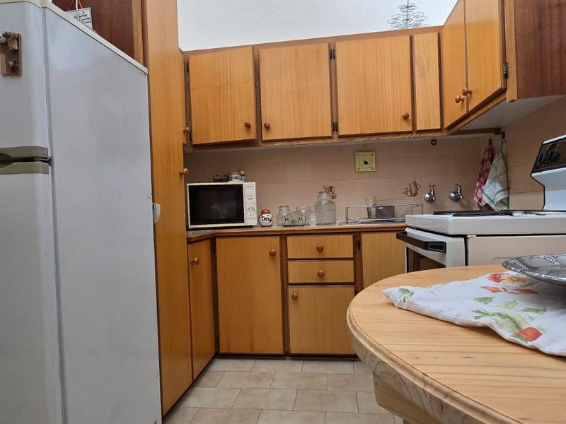 COMFORTABLE RETIREMENT LIVING - Photo 5