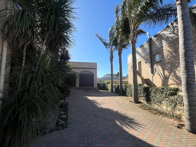 Versatile coastal living with sea views in Wavecrest - Photo 2