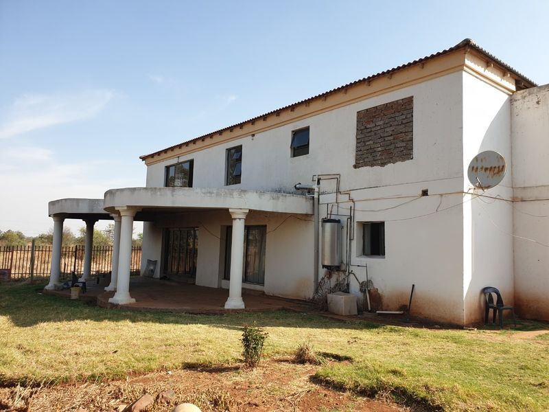 Versatile Farm with Guesthouse and Business Rights for Sale on the N12 - Photo 3