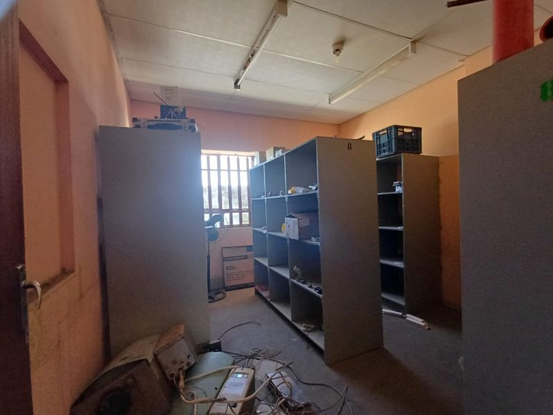 Commercial Property for Sale – Prime Investment in Pienaarsdorp, Klerksdorp - Photo 9