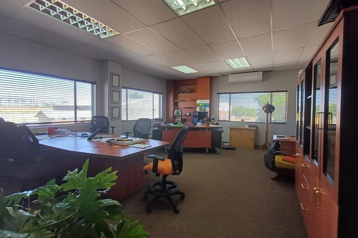 Commercial Property for Sale – Prime Investment in Pienaarsdorp, Klerksdorp - Photo 3
