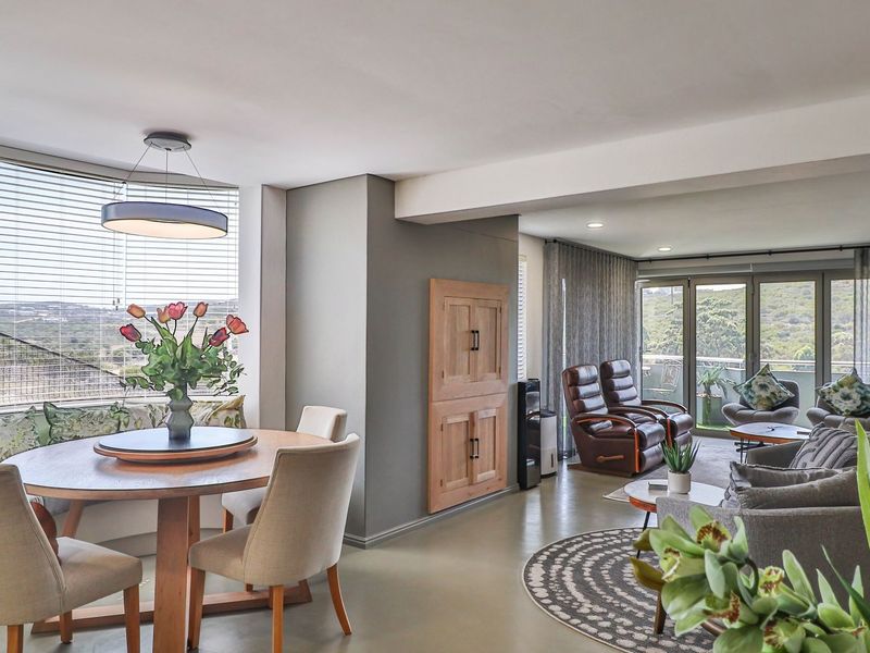 High-End Airbnb-Ready Apartment  - Photo 4