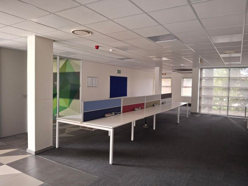 **Premium Office Space | 24/7 Security & Backup Power Included** - Photo 5