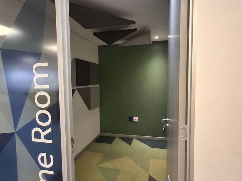 **Premium Office Space | 24/7 Security & Backup Power Included** - Photo 10