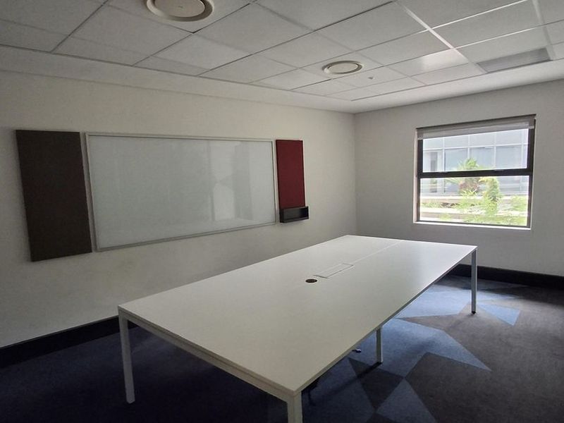 **Premium Office Space | 24/7 Security & Backup Power Included** - Photo 9