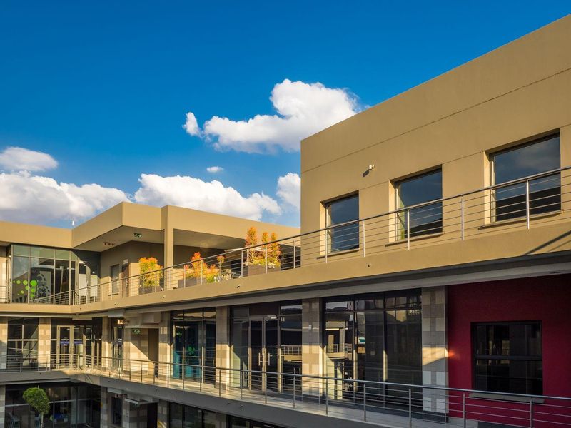 **Premium Office Space | 24/7 Security & Backup Power Included** - Photo 8