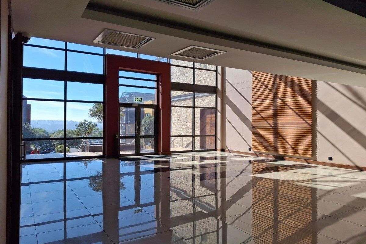 Prime Office Location with Excellent Amenities & Security - Photo 3