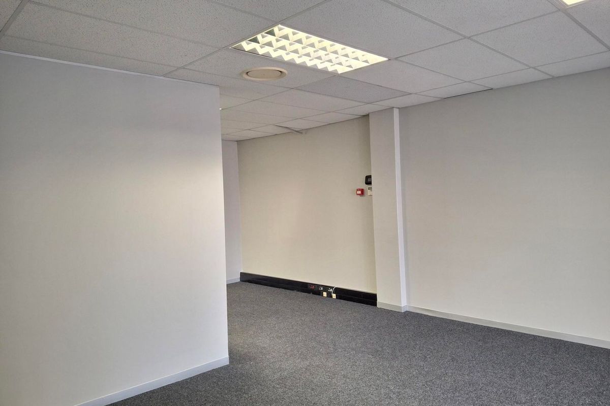 !Modern Office Suites at Eco Court – Ready to Move In! - Photo 3