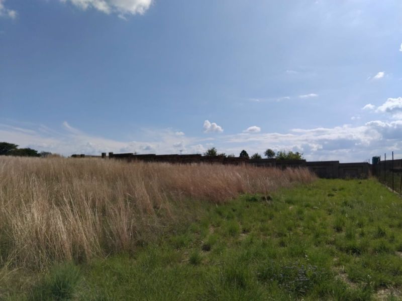 10 000 SQUARE METERS VACANT LAND/STAND PROPERTY FOR SALE - Photo 10