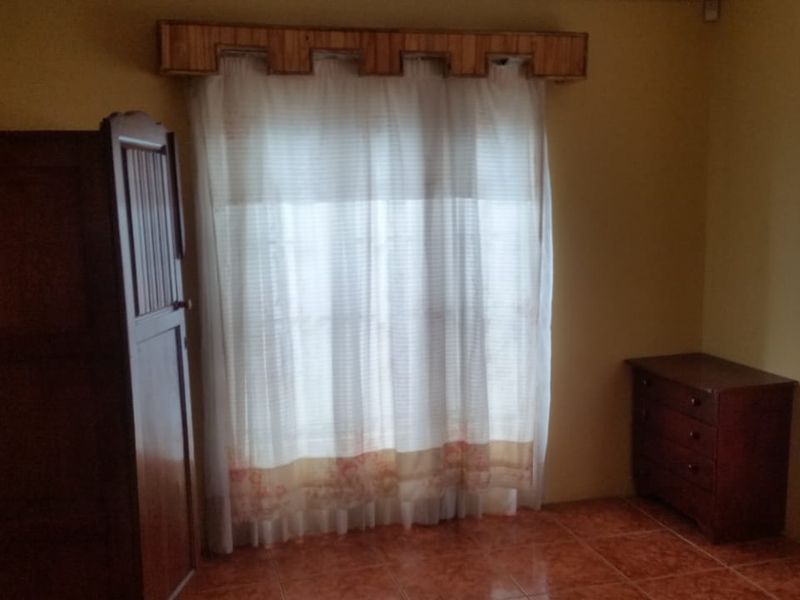 3 BEDROOM HOUSE & 3 COTTAGES FOR SALE - Photo 10