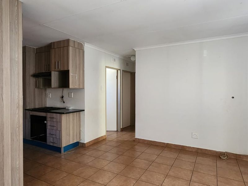 2 bedroom haven up for grabs - Photo 4