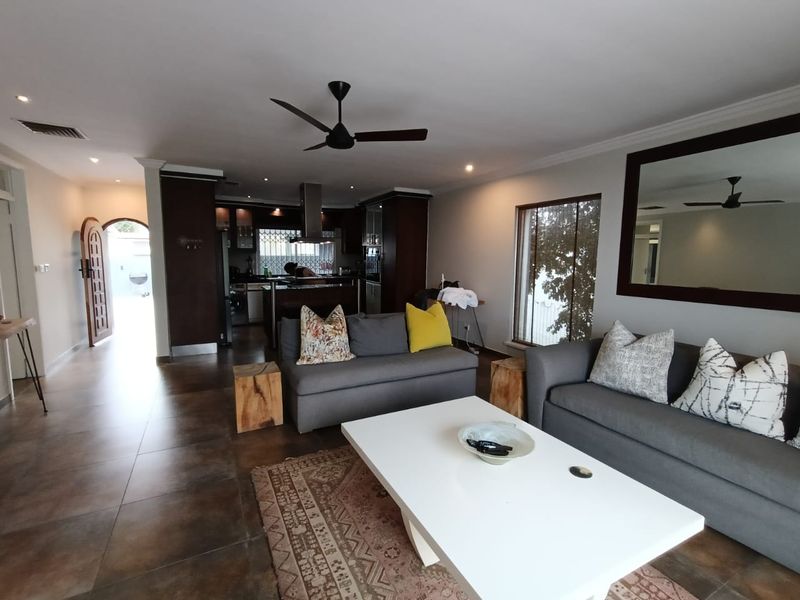 To let in Umhlanga, furnished 3 bedroom townhouse with breaker views. - Photo 6