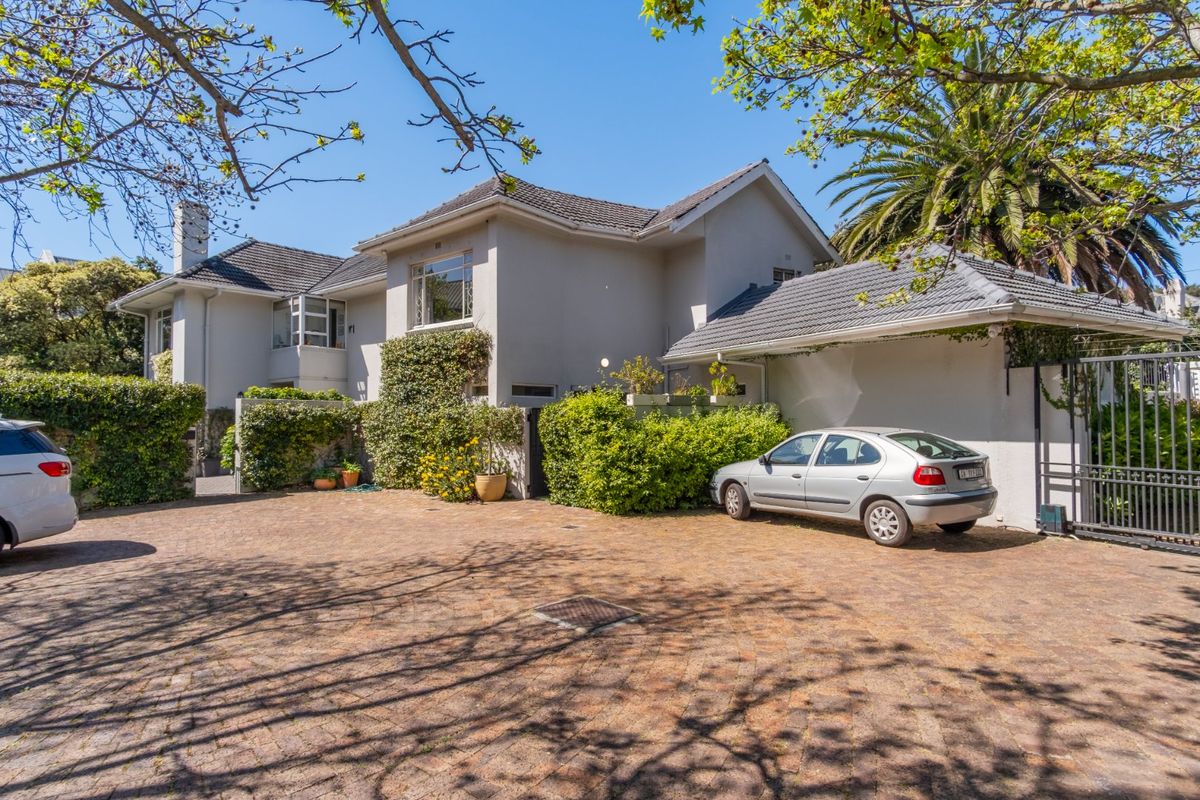 Prime location opposite Newlands Cricket Stadium - Photo 5
