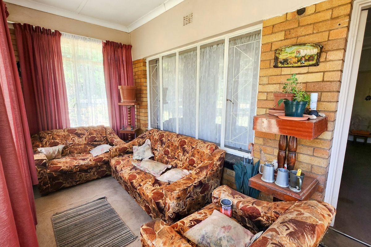 Affordable 3-Bedroom Home with Single Garage, Perfect for First-Time Buyers or Small Families - Photo 4