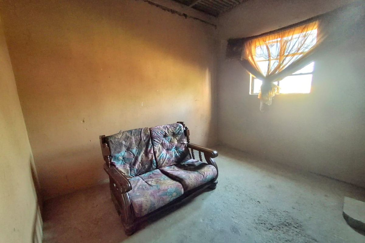 4 Bedrooms house for sale in Mdantsane Nu 18 - Photo 5