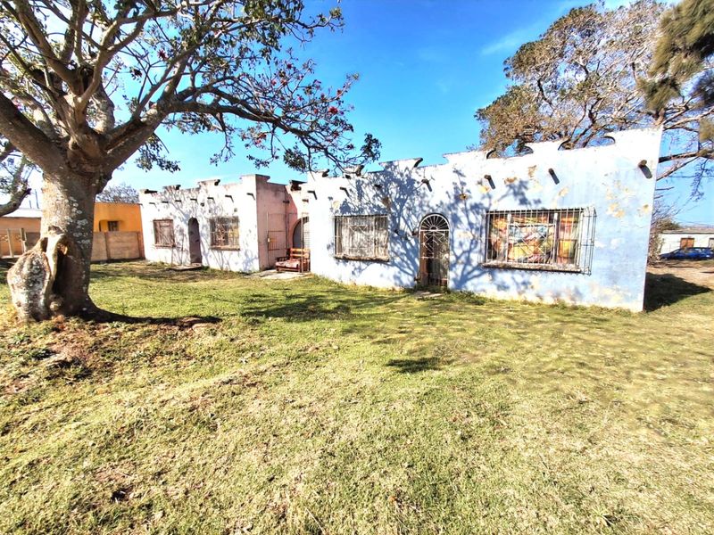 4 Bedrooms house for sale in Mdantsane Nu 18 - Photo 2