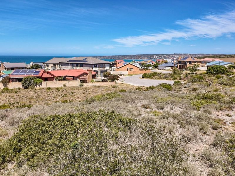 WHERE OCEAN DREAMS MEET GOLDEN SUNSETS       - Photo 2