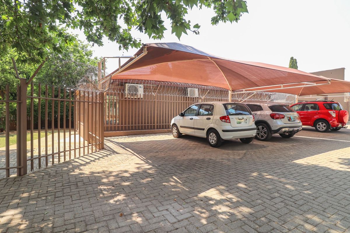 Well maintained business premises - Photo 2