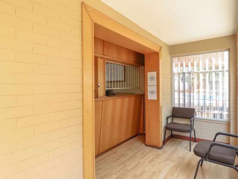 Well maintained business premises - Photo 9