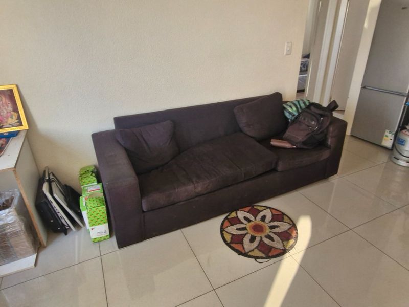 North - Facing Upstairs 2 Bedroom 1 Bathroom Balcony Townhouse  - Photo 9