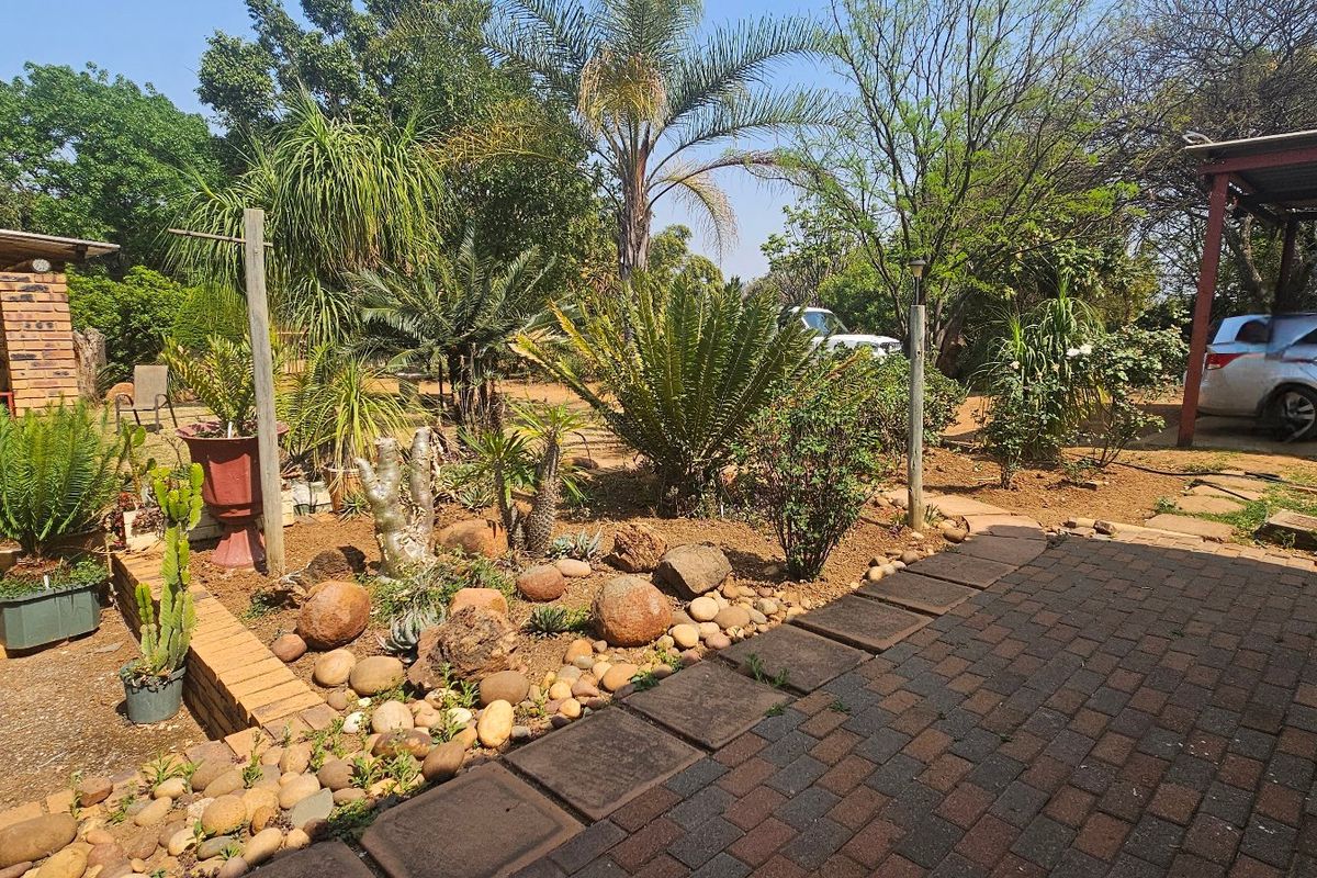 Farm with 4 Homes – Ideal for the Extended Family or as an Investment Opportunity - in Rynoue - Photo 2