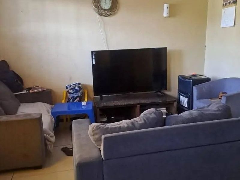 2 BEDROOM HOUSE FOR SALE IN VICTORIA MXENGE - Photo 4