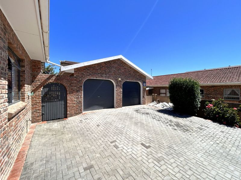 Charming Wavecrest Home with Garden and Views - Photo 3