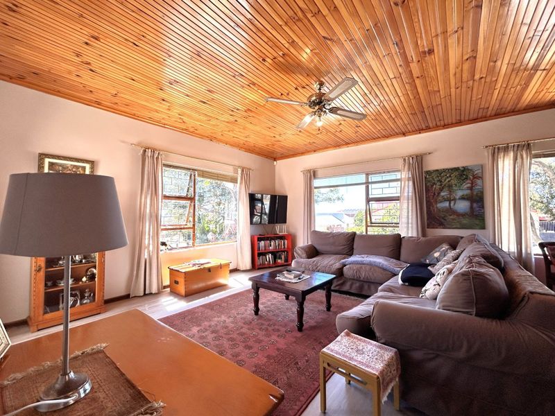 Charming Wavecrest Home with Garden and Views - Photo 9