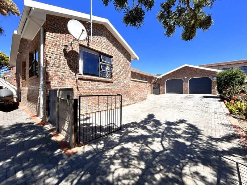 Charming Wavecrest Home with Garden and Views - Photo 6