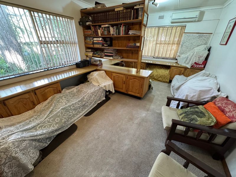 Elegant and Spacious Family Retreat - Photo 6