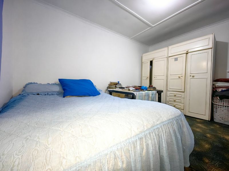 2 Bedroom Gem in quiet pocket of Eastridge - Photo 8