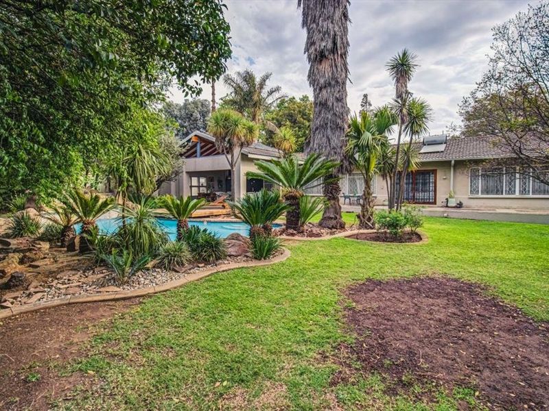 What a Buy - Photo 3