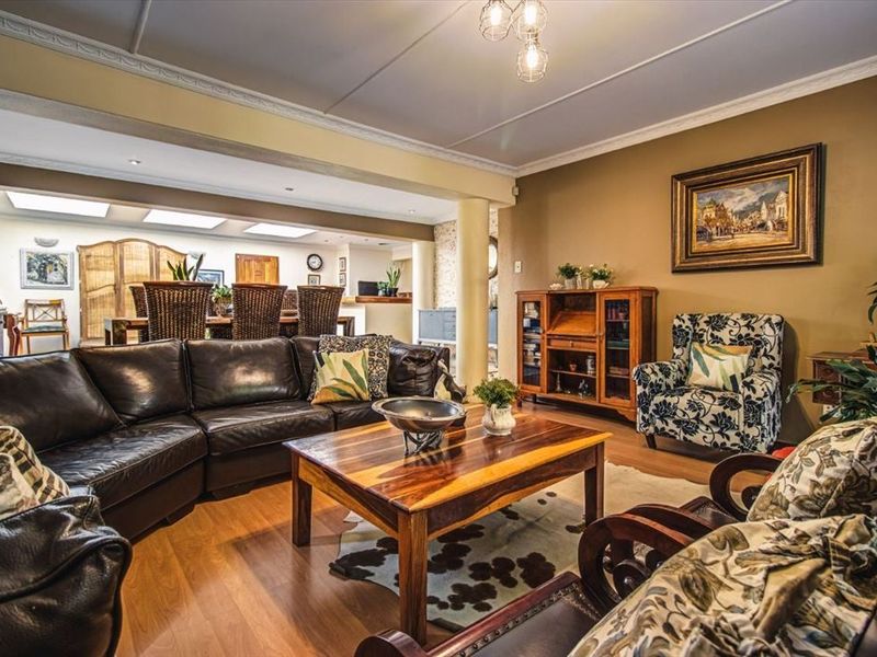 What a Buy - Photo 2