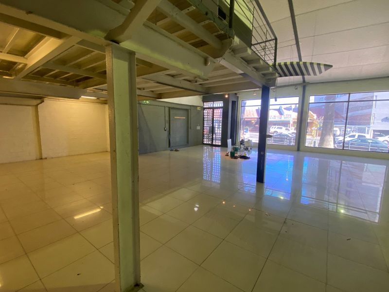 394m2 Industrial Space to Let - Photo 9