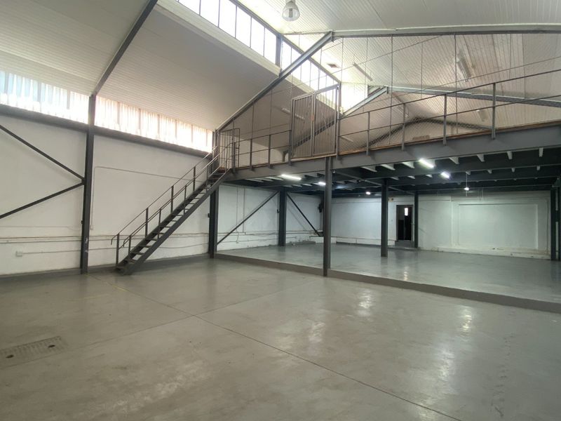 348m2 Industrial Space to Let  - Photo 6
