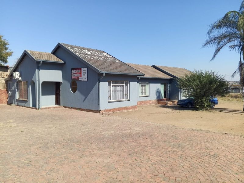 FOR SALE: Commercial/Residential Opportunity in Hammanskraal!!  - Photo 3