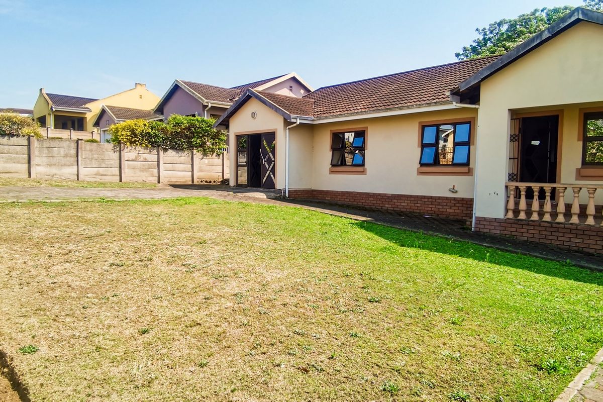 Charming 3-Bedroom Family Home for Sale - Photo 3