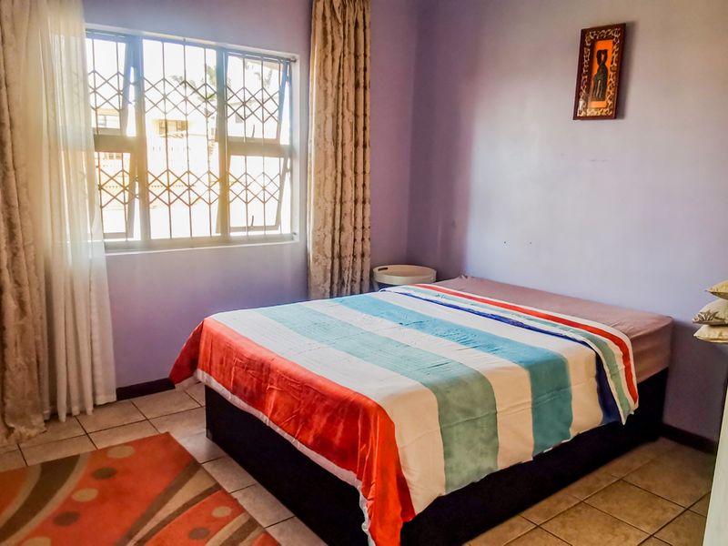 Charming 3-Bedroom Family Home for Sale - Photo 10