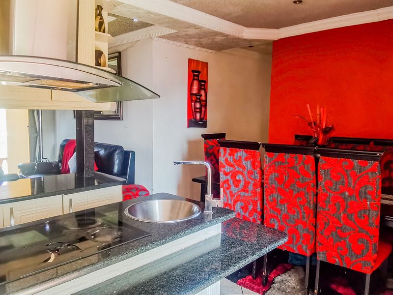 Charming 3-Bedroom Family Home for Sale - Photo 7