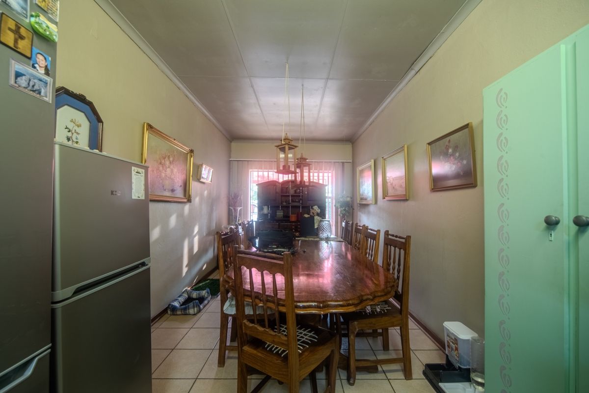 URGENT SALE! Price Negotiable for this 3-Bedroom House in Meyerville – Opposite the Primary School - Photo 4