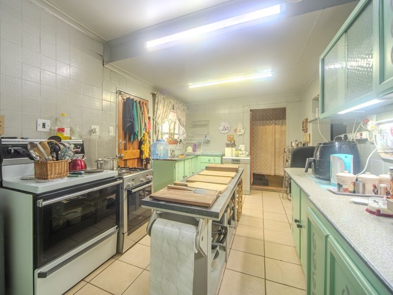 URGENT SALE! Price Negotiable for this 3-Bedroom House in Meyerville – Opposite the Primary School - Photo 3