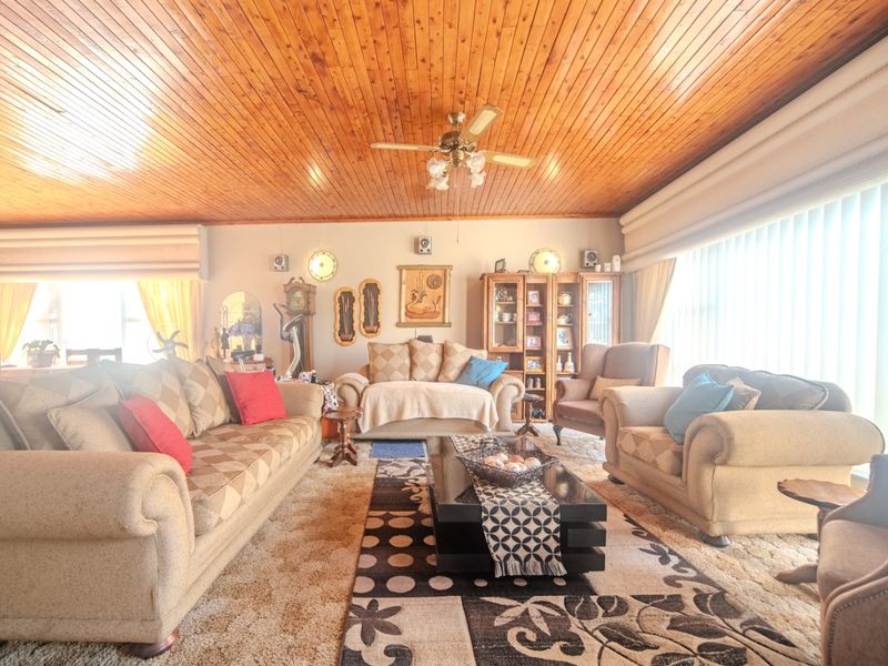 URGENT SALE! Price Negotiable for this 3-Bedroom House in Meyerville – Opposite the Primary School - Photo 8