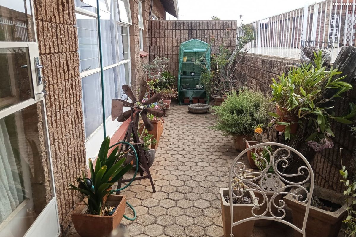 Modern 3-Bedroom, 2-Bathroom Apartment for Sale | Prime Central Location. - Photo 3