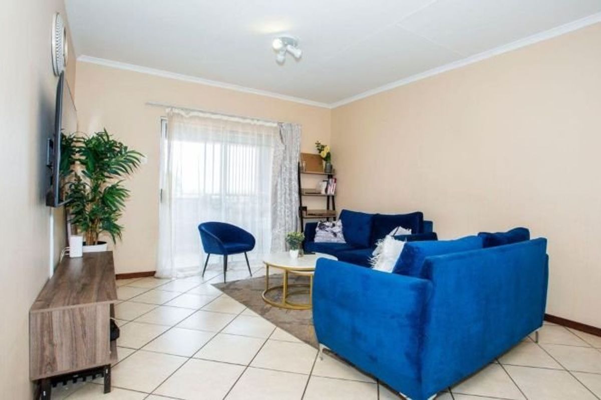 2 Bedroom Apartments for Sale in Monavoni  - Photo 4