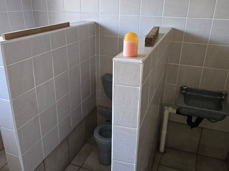 Great potential in a central location. - Photo 8