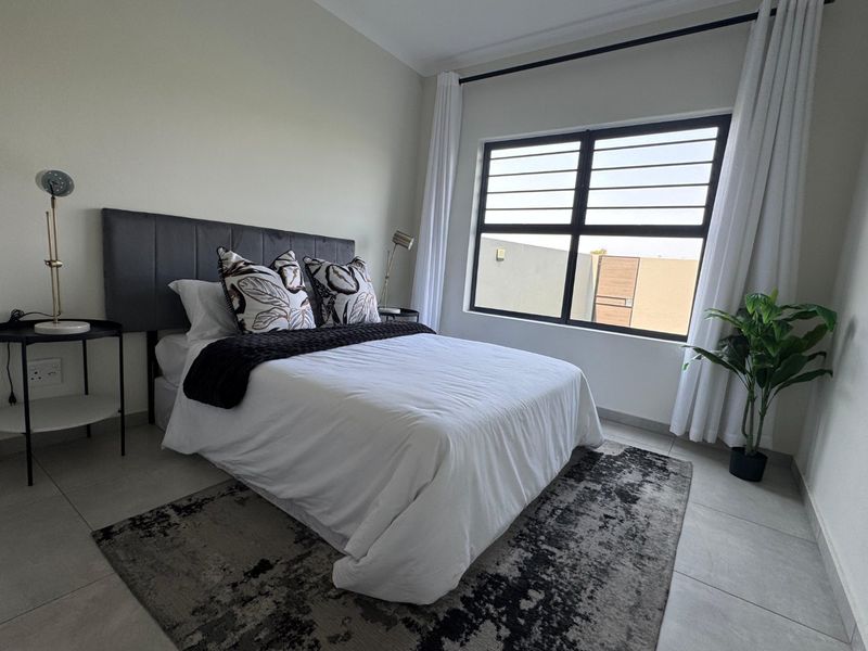 Spacious 2-Bed, 2-Bath Oasis in Tamarino Estate – Comfort Meets Contemporary Elegance - Photo 8