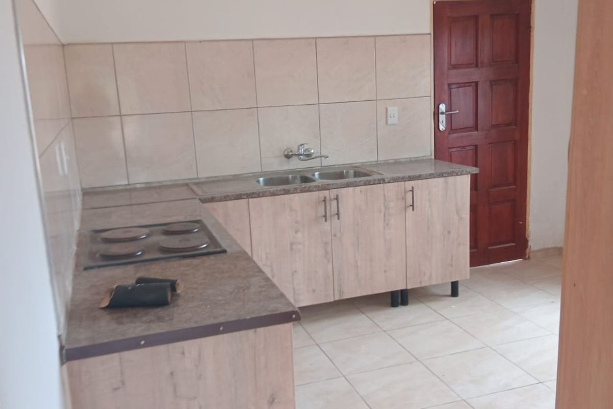 2 Bedroom to rent in Thohoyandou J Next to Thavhani mall - Photo 5