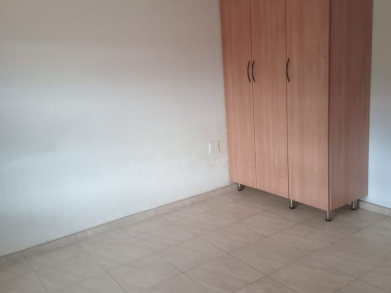 2 Bedroom to rent in Thohoyandou J Next to Thavhani mall - Photo 10