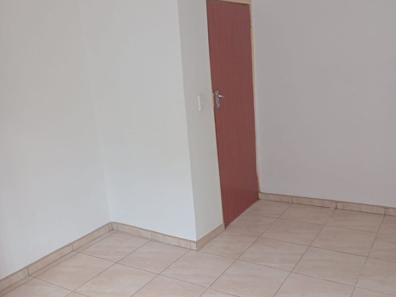 2 Bedroom to rent in Thohoyandou J Next to Thavhani mall - Photo 9