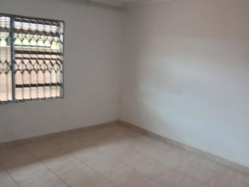 2 Bedroom to rent in Thohoyandou J Next to Thavhani mall - Photo 3
